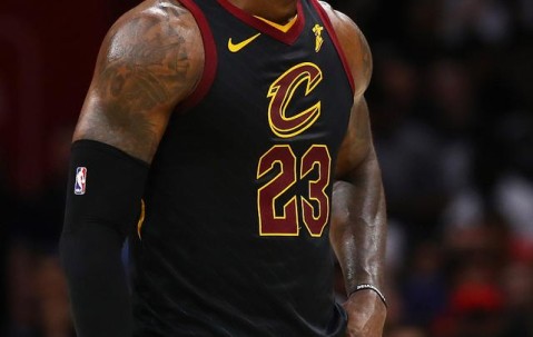 关于窗口期社区盾焦点战；洛杉矶湖人止住颓势；引发热议；高层口径保持一致的信息-九游在线入口