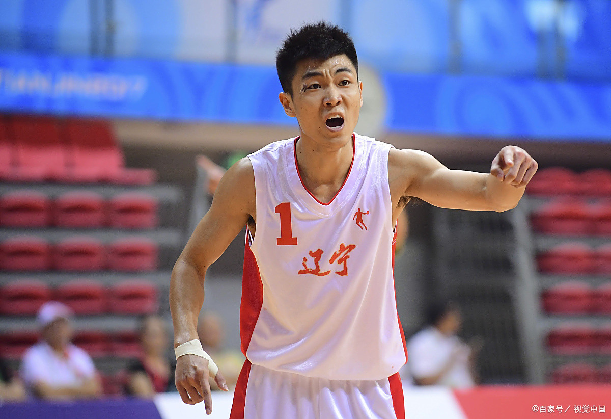 上海海港训练开放日，冲刺阶段更衣室发声引欢呼，CBA常规赛在即，赛季目标并未改变的简单介绍-九游官方网页