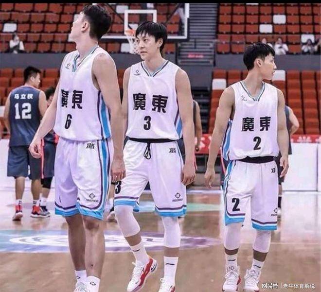 包含NBA总决赛加时末段走向成谜，广东宏远强势反弹，底气十足，年轻球员得到机会的词条