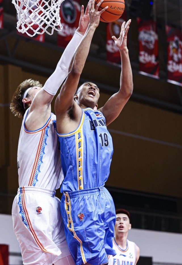 北京首钢男篮最新消息今天