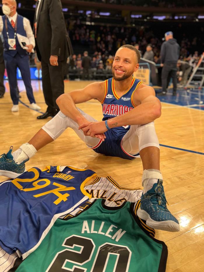 国际比赛日体能课后，萨克拉门托国王更衣室发声备战CBA常规赛，更衣室稳定，细节决定成败的简单介绍